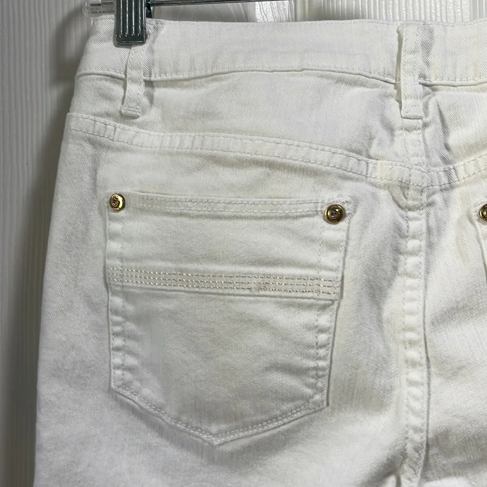 Cache Mid Rise White Jean Capris - Picture 11 of 13
